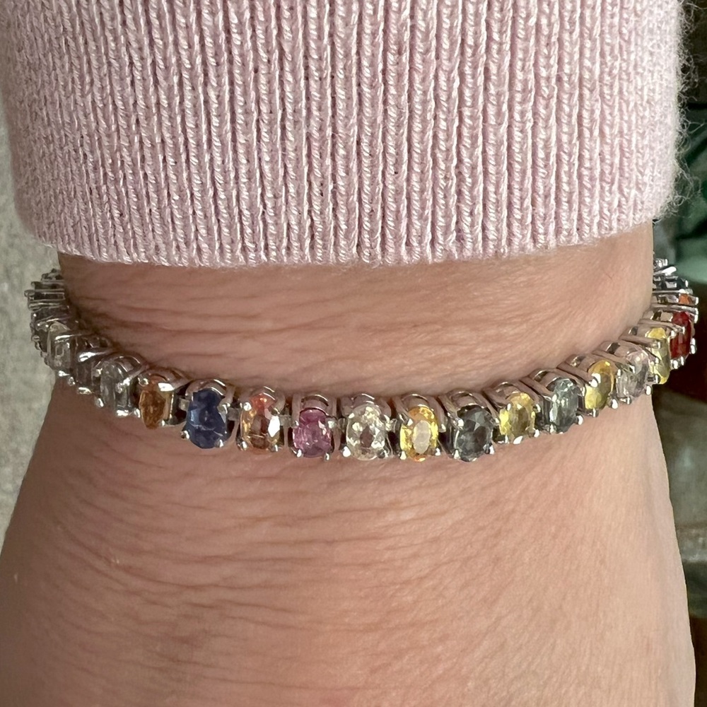 De Buman 18k Yellow Gold and
Silver Sapphire Bracelet